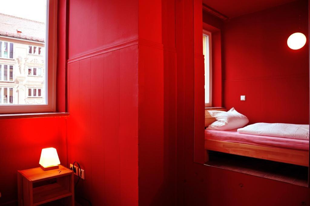 Happy End Hotel Munique Exterior foto